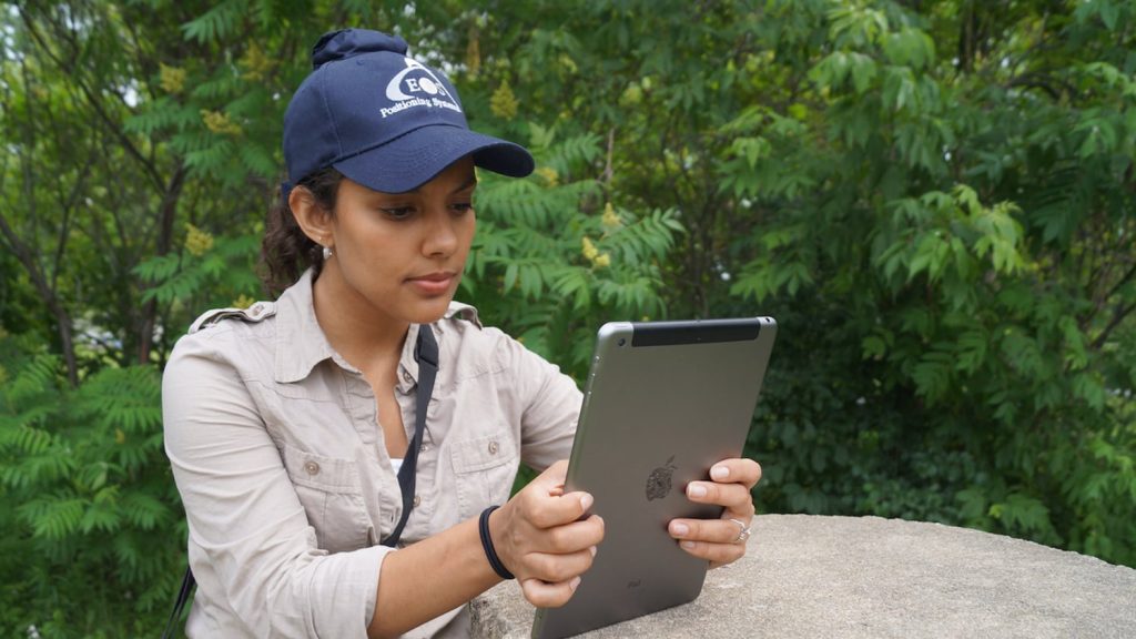 Data Collection Using Gps ArcGIS: High-Precision GNSS Data Collection for Mobile GIS is Here | Eos