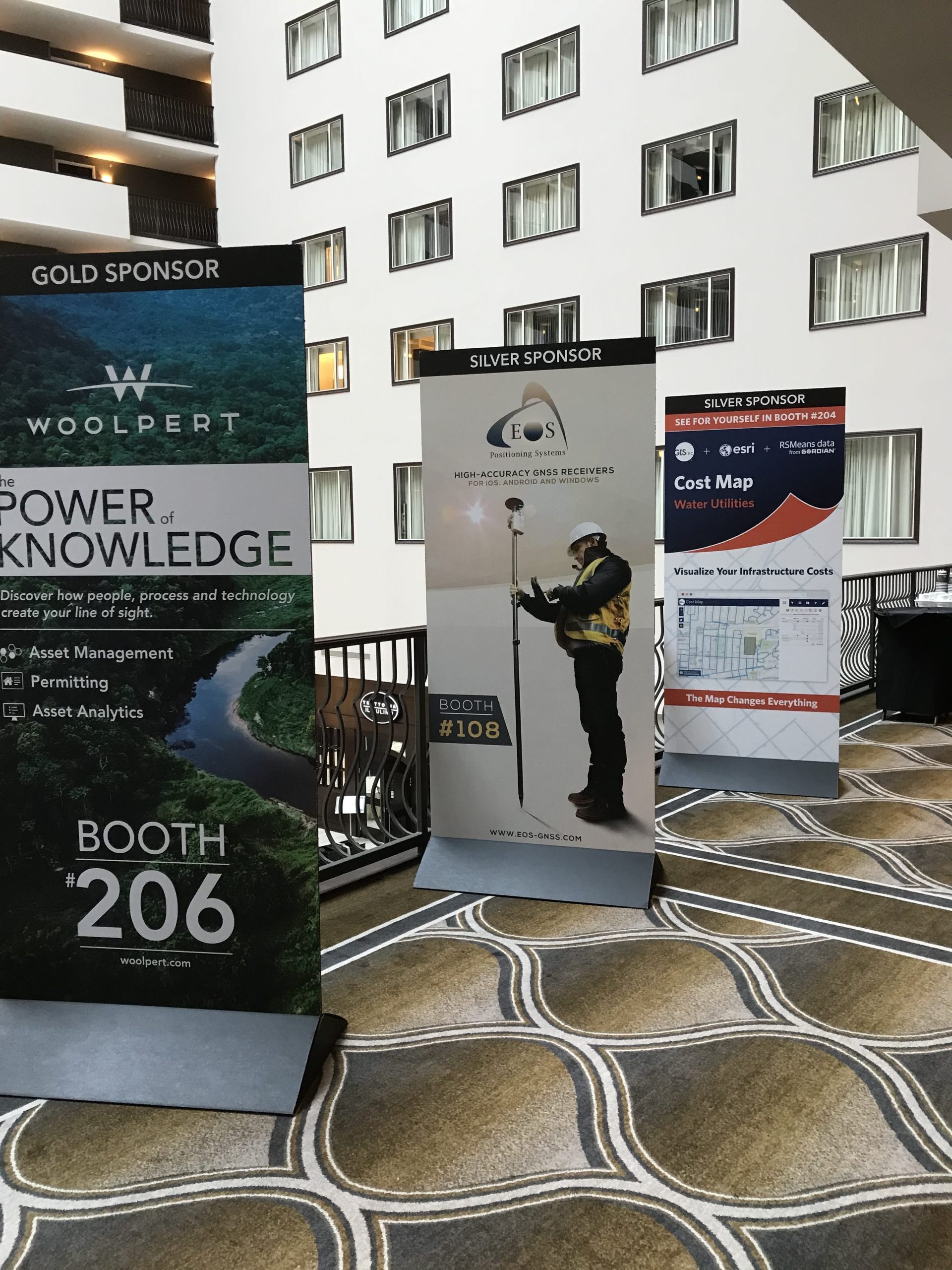 Esri Water Conference Eos Eos Positioning Systems booth GPS GNSS ArcGIS Esri Apps mobile mapping accuracy bluetooth receiver