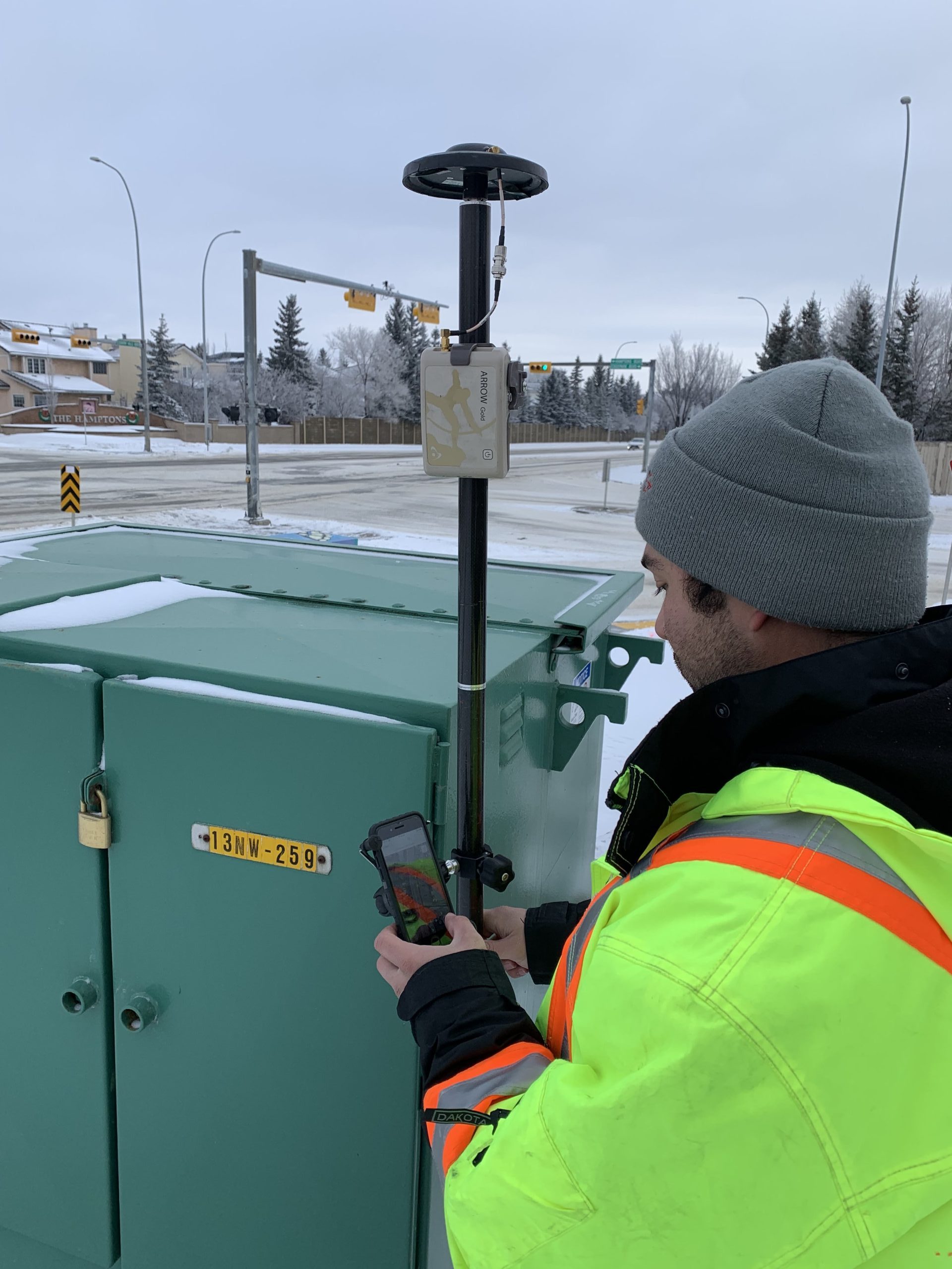 Customer Spotlight Zack Henry - Collecting Electrical Transformer with Eos Arrow Gold GNSS
