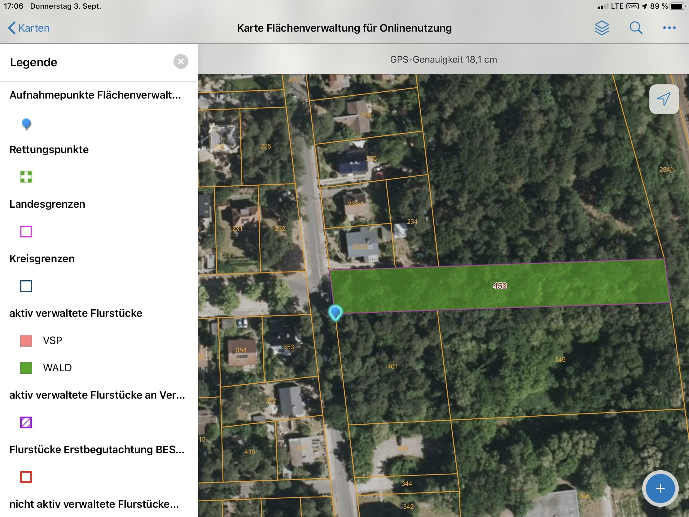 ArcGIS Collector screenshot East Germany land with Arrow GNSS on iPad Esri ArcGIS Collector land cadastre mapping