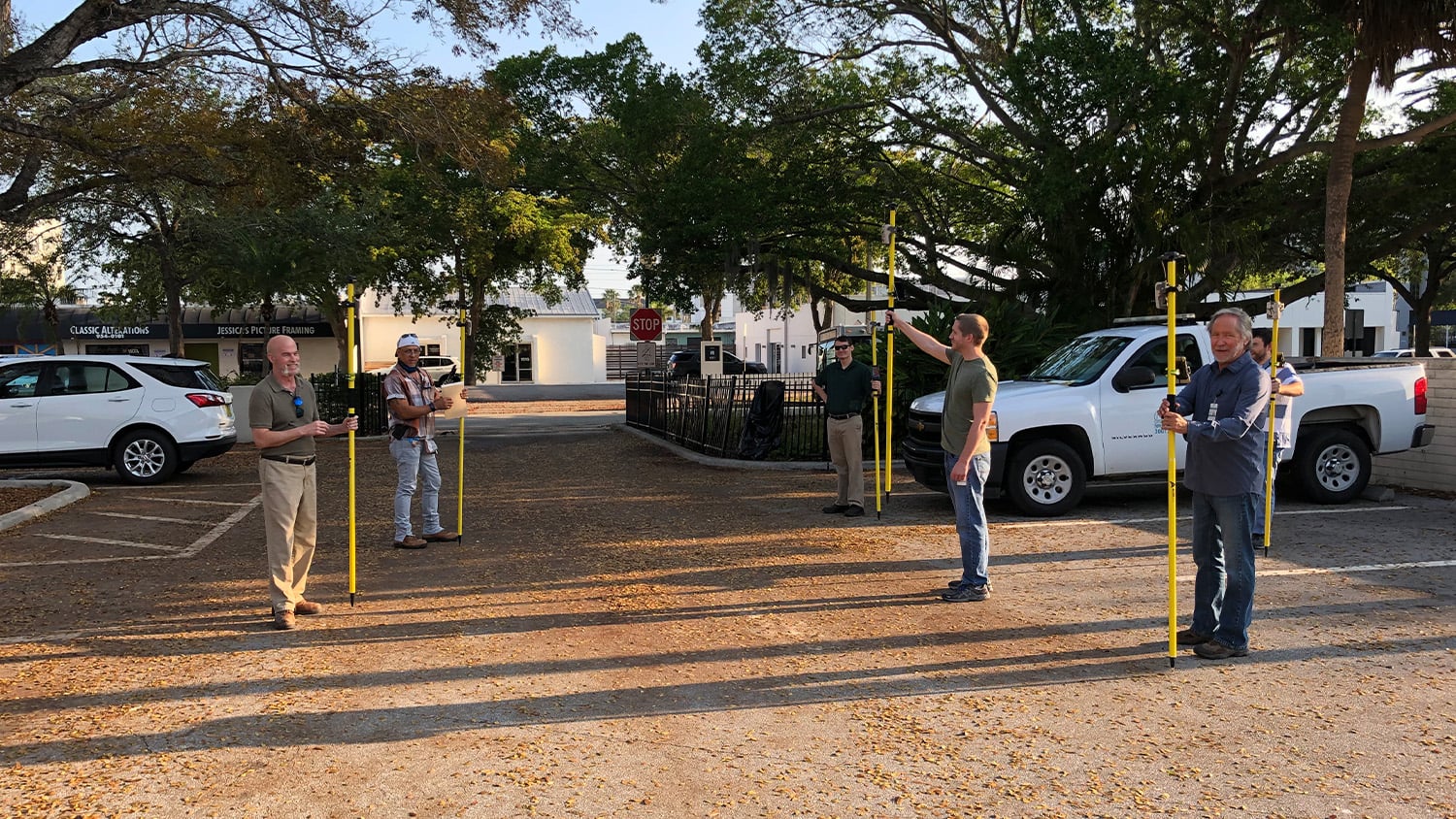 The City of Sarasota Trains Employees on the Eos Arrow GNSS Receivers to Map Streetlights, Road Signs, and Other Transportation Assets