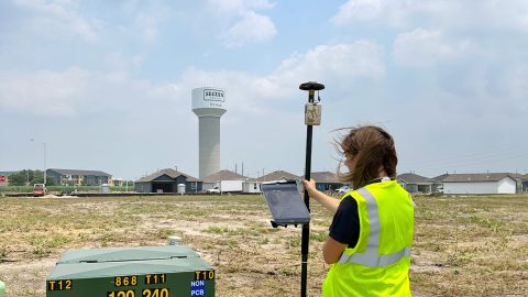 Utility Data Analyst Felecia Helms of City of Seguin, Texas, Improves Water Utility and Electric Asset Management with Eos Arrow GPS and Esri Water GIS.