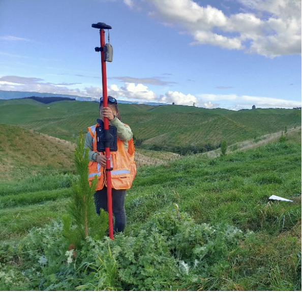 In Australia, Scion team member maps plants with Eos GNSS receiver and SouthPAN SBAS system for submeter accuracy, precision forestry