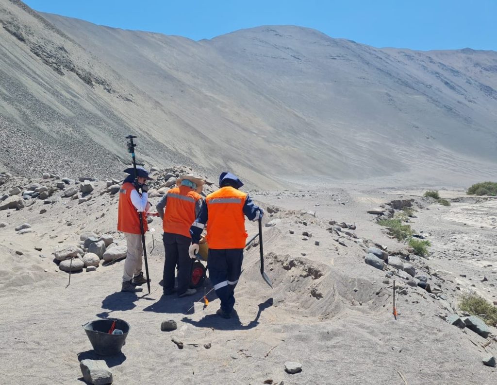 Logos Arqueología Image_02 Arrow Gold in Chile for archaeology